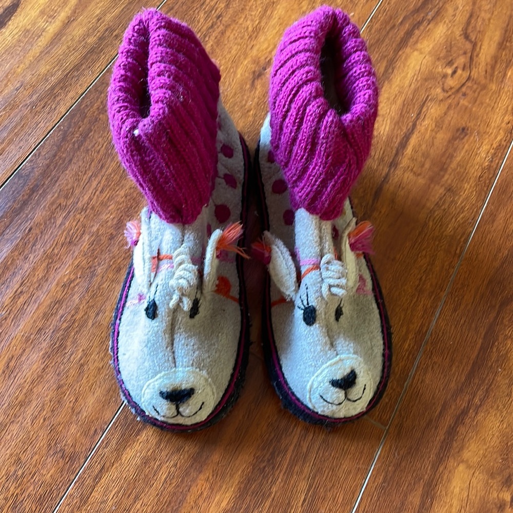 Garnet Hill Girls Wool Slippers